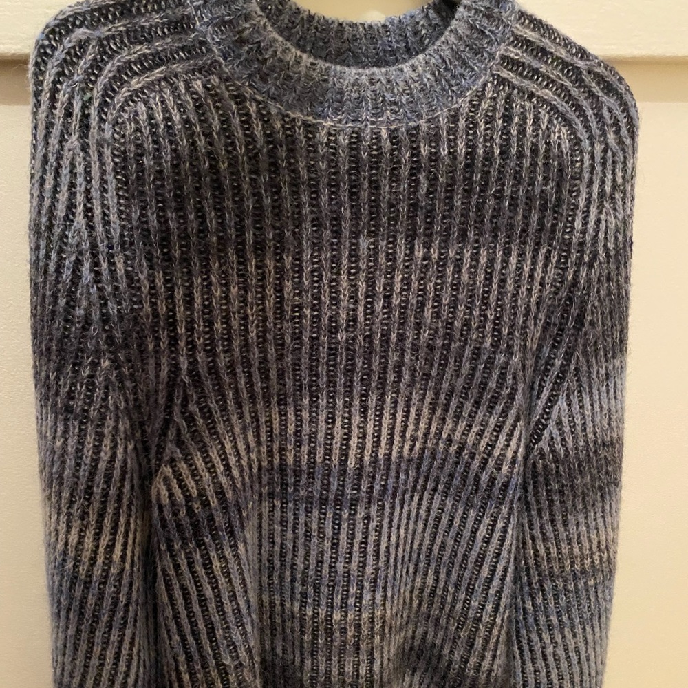 Cashmere wool sweater